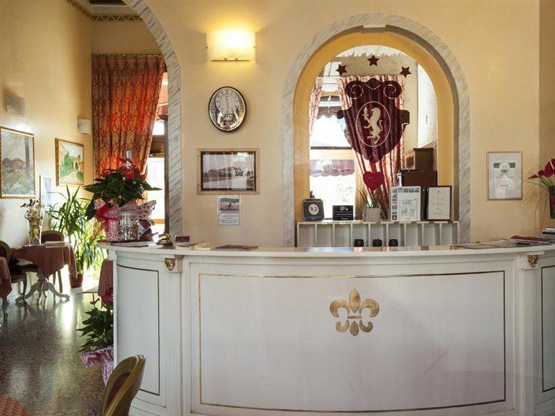 Albergo Antica Corte Marchesini Campagna Lupia Bagian luar foto