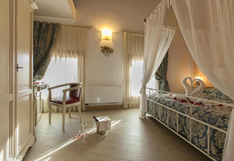 Albergo Antica Corte Marchesini Campagna Lupia Bagian luar foto