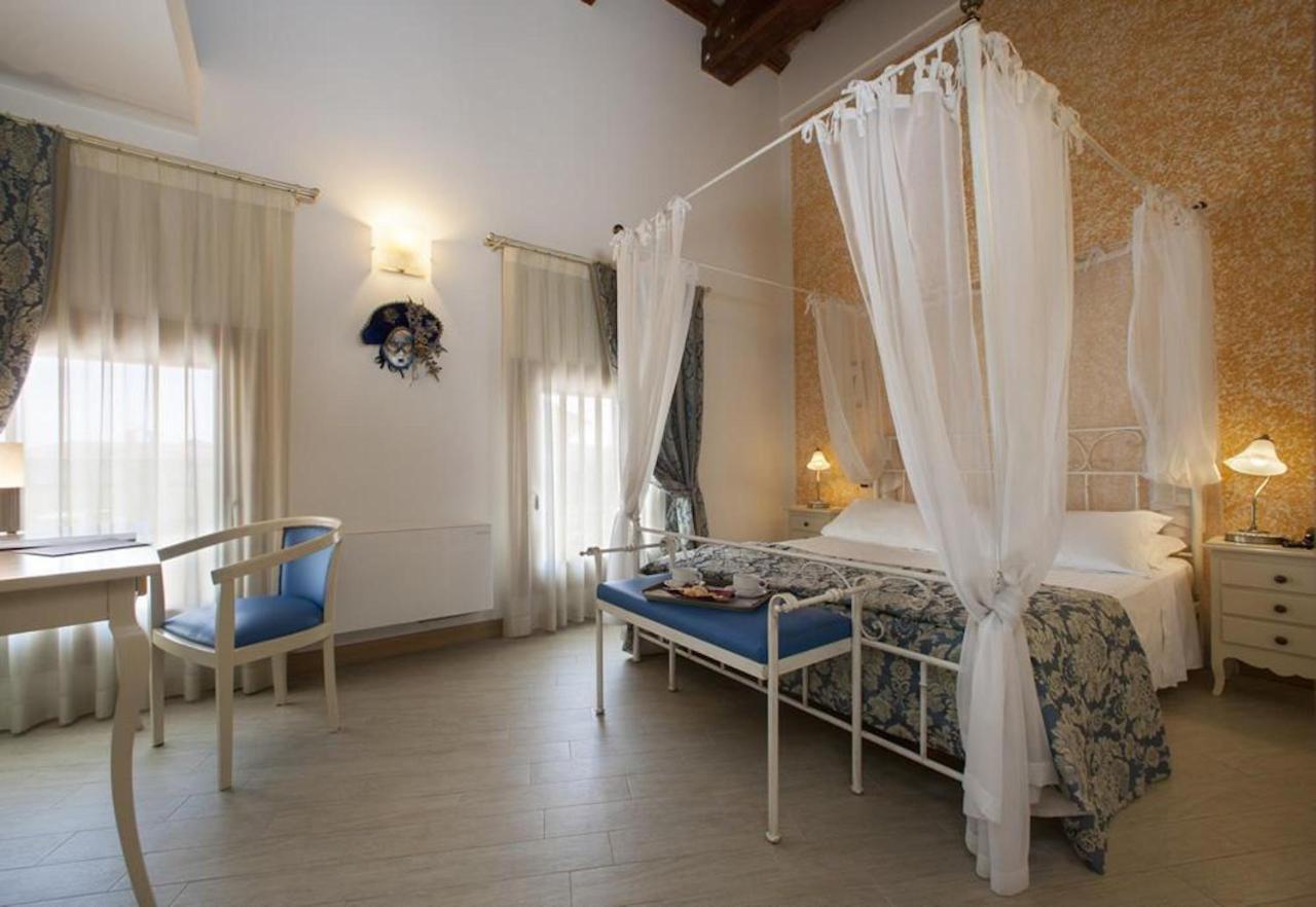 Albergo Antica Corte Marchesini Campagna Lupia Bagian luar foto