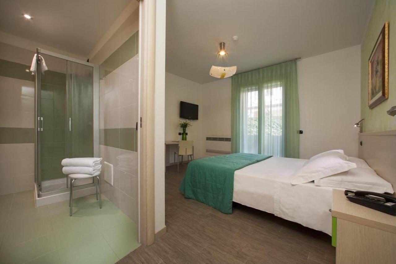 Albergo Antica Corte Marchesini Campagna Lupia Bagian luar foto